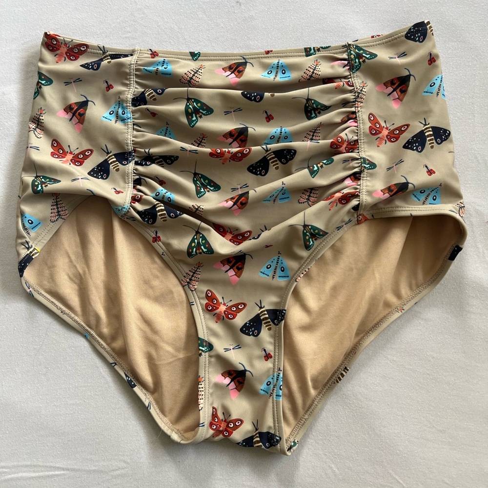 Kortni Jeane Ruched Bottoms